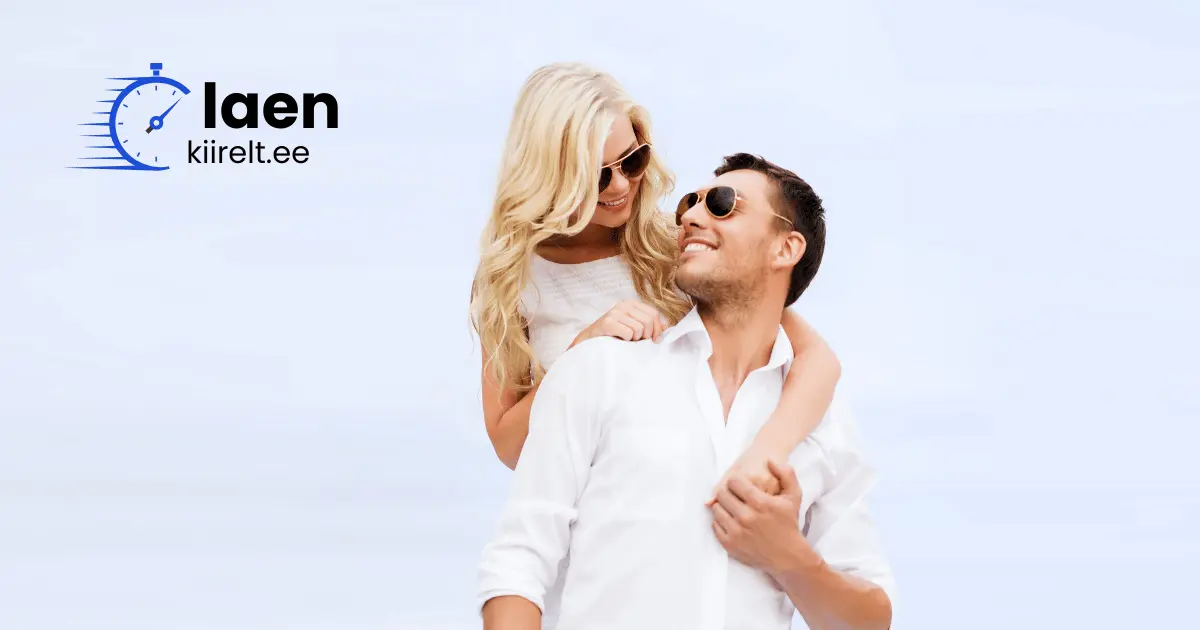 Laenud - Inimene võrdleb laenupakkumisi veebilehel laenkiirelt.ee, et leida parimad laenud.